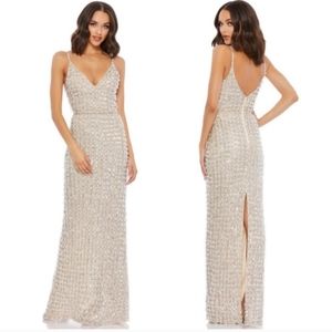 Mac Duggal Geometric Chandelier Embellished Crystal Drop V-neck Gown  NWT 5394